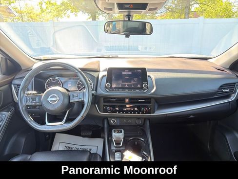 Used 2023 Nissan Rogue SV FWD image 15