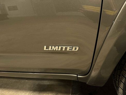 Used 2009 Toyota RAV4 Limited image 28