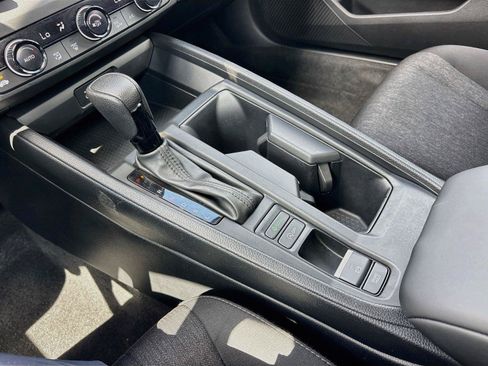 Used 2023 Honda Accord EX image 19