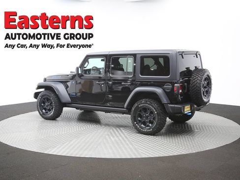 Used 2023 Jeep Wrangler Unlimited w/ Convenience Group AWD/4WD image 63