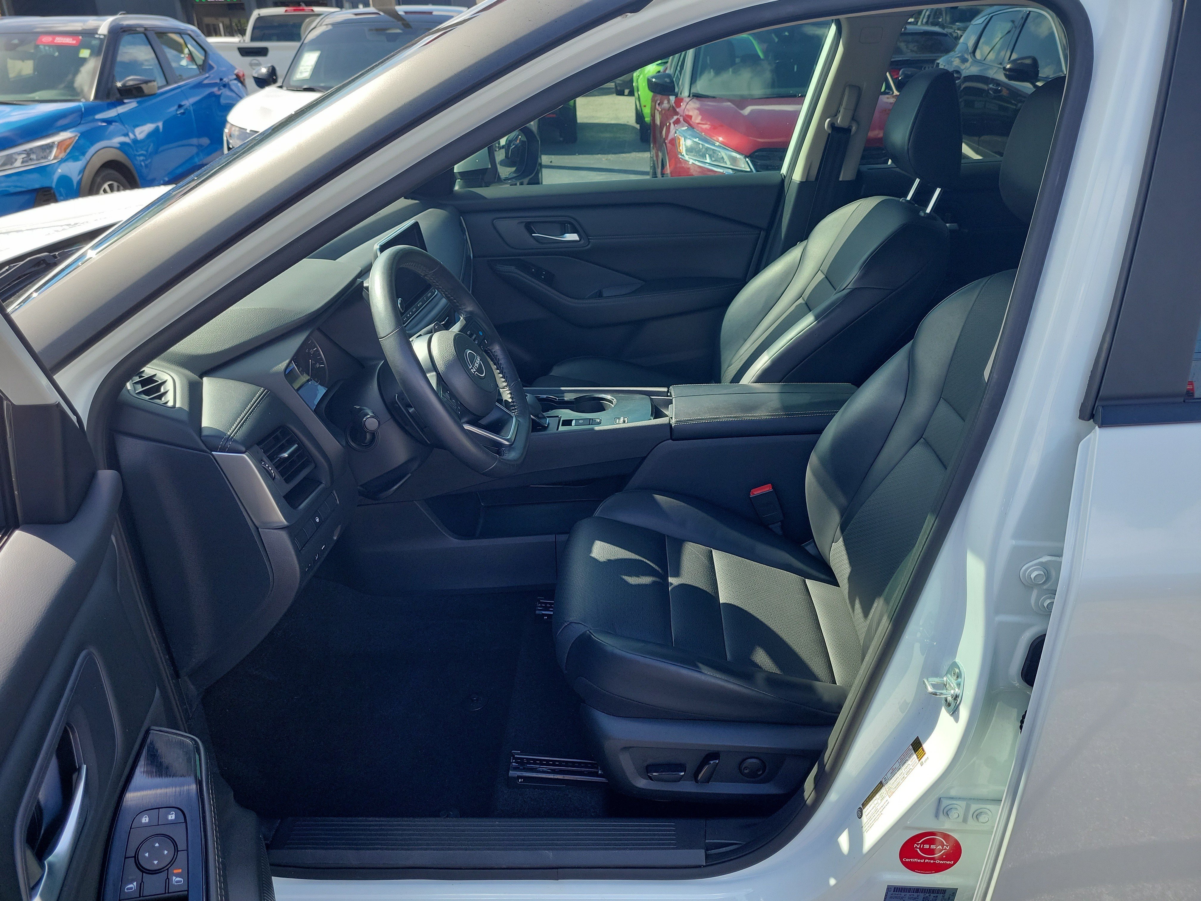Certified 2024 Nissan Rogue SV w/ SV Premium Package FWD image 13