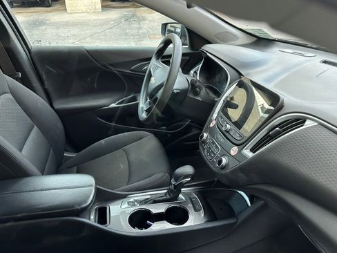 Used 2024 Chevrolet Malibu LT FWD image 5