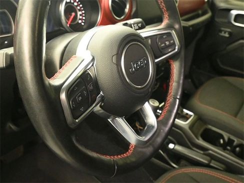 Used 2022 Jeep Wrangler Rubicon w/ Steel Bumper Group image 12