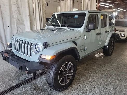 Used 2023 Jeep Wrangler Unlimited Sahara AWD/4WD image 1