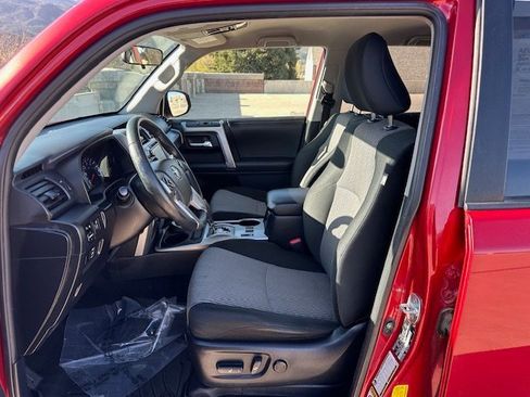 Used 2019 Toyota 4Runner SR5 image 11