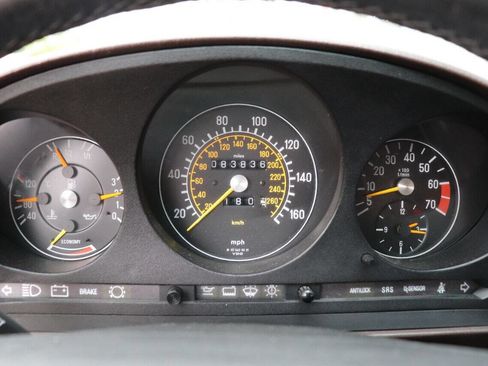 Used 1987 Mercedes-Benz 560 SL image 24