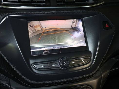 Used 2023 Chevrolet TrailBlazer LT FWD image 19