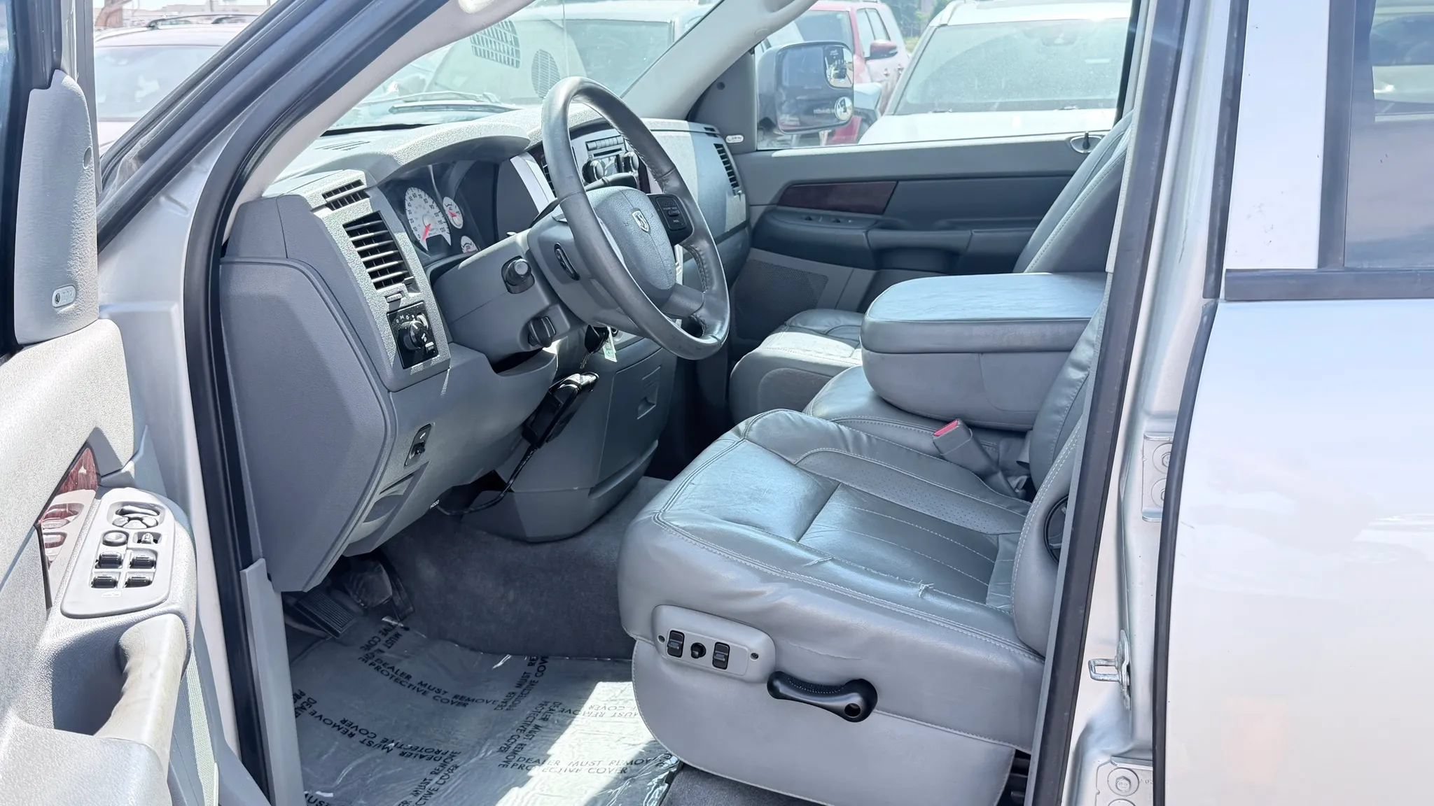 Used 2008 Dodge Ram 2500 Truck Laramie w/ Protection Group AWD/4WD image 11