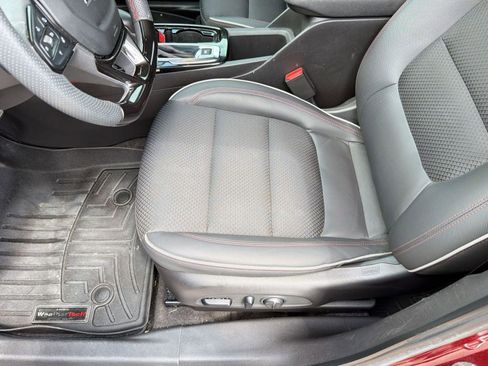 Used 2023 Chevrolet TrailBlazer RS w/ Sun and Liftgate Package FWD image 12