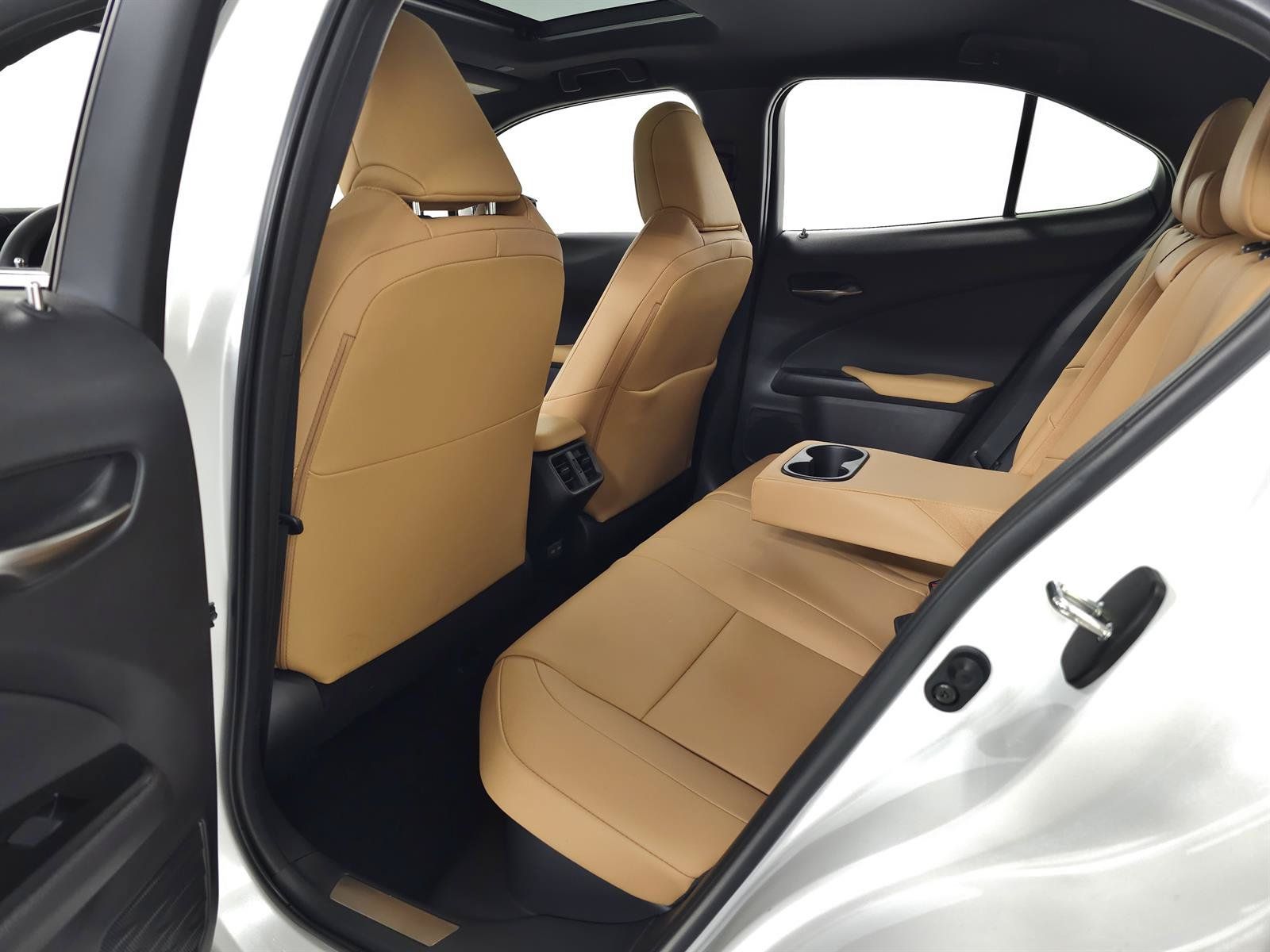 Certified 2024 Lexus UX 250h AWD w/ Premium Package image 31