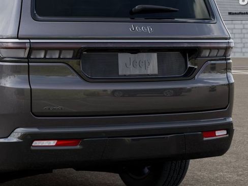 New 2026 Jeep Grand Wagoneer 4WD image 14