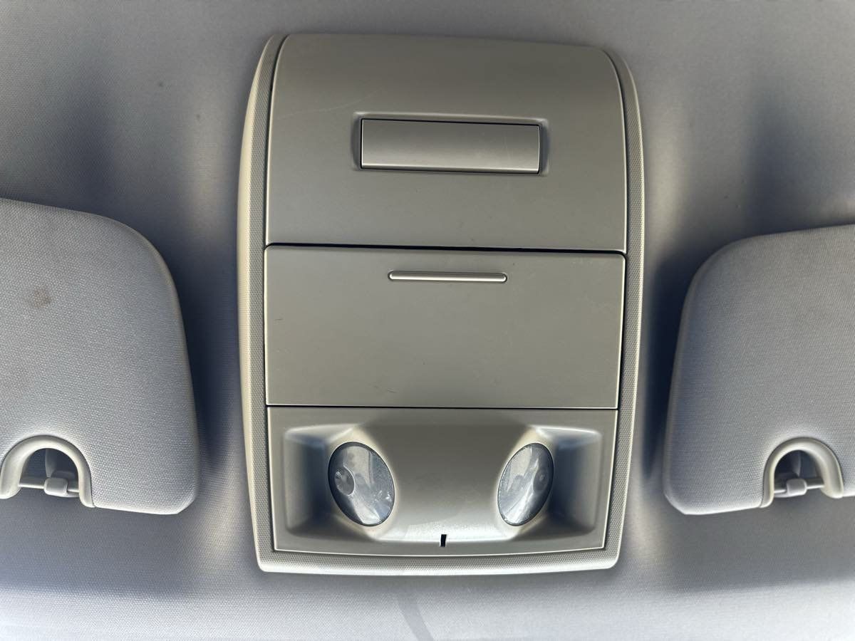 Used 2016 Dodge Grand Caravan American Value Package w/ UConnect Hands-Free Group FWD image 23