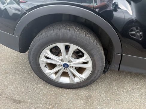 Used 2018 Ford Escape SEL w/ Ford Safe & Smart Package AWD/4WD image 5