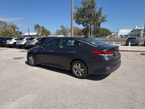 Used 2017 Kia Optima LX w/ Convenience Package image 9