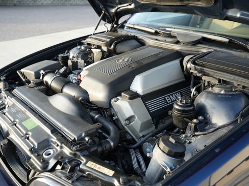 Used 1999 BMW 540i Sedan image 46