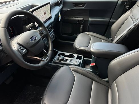 New 2026 Ford Maverick Lariat w/ Black Appearance Package AWD/4WD image 9