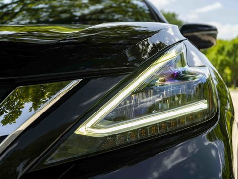 Used 2019 Nissan Murano SV AWD/4WD image 11