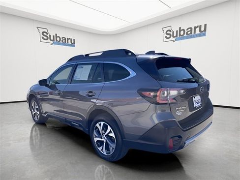 Used 2020 Subaru Outback Limited image 5