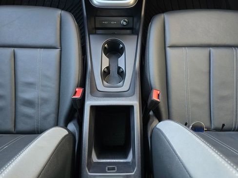 Used 2024 Audi Q4 e-tron Premium Plus image 31