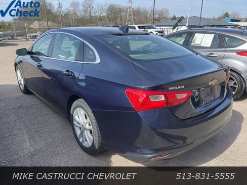 Used 2017 Chevrolet Malibu LT image 4