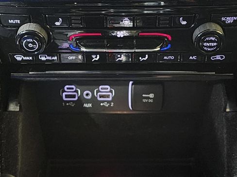 Used 2021 Jeep Grand Cherokee L Limited image 25