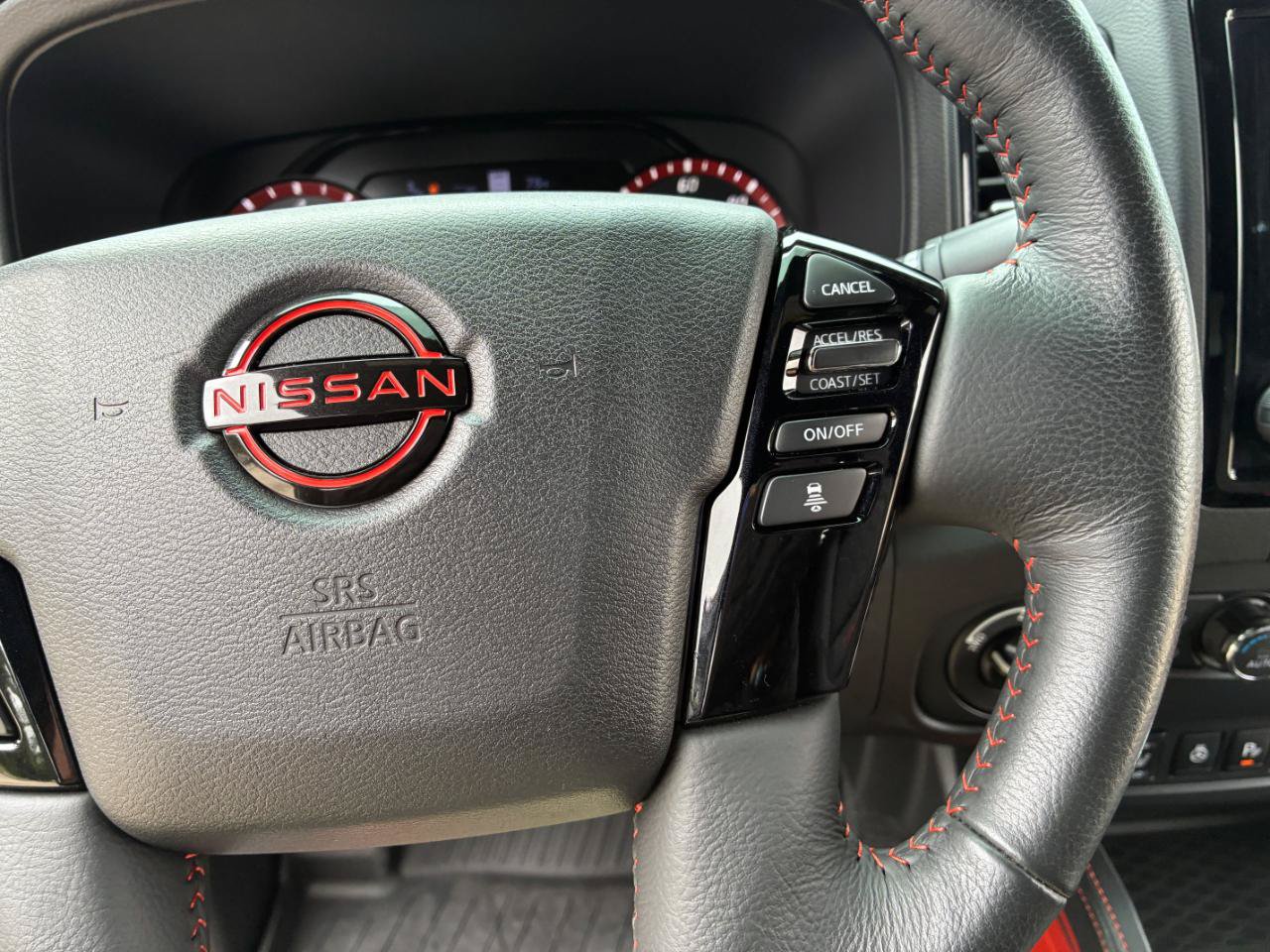 Used 2023 Nissan Frontier PRO-4X w/ Pro-4X Premium Package AWD/4WD image 26