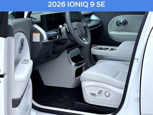 New 2026 Hyundai Ioniq 9 SE image 10
