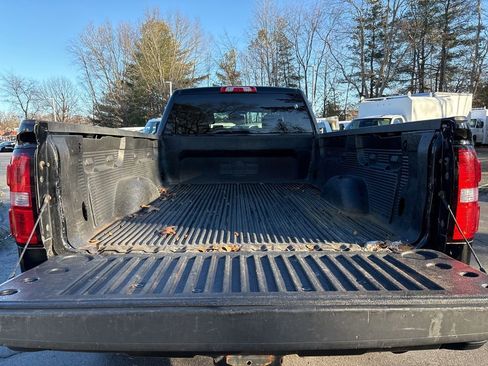 Used 2017 GMC Sierra 2500 SLE image 35