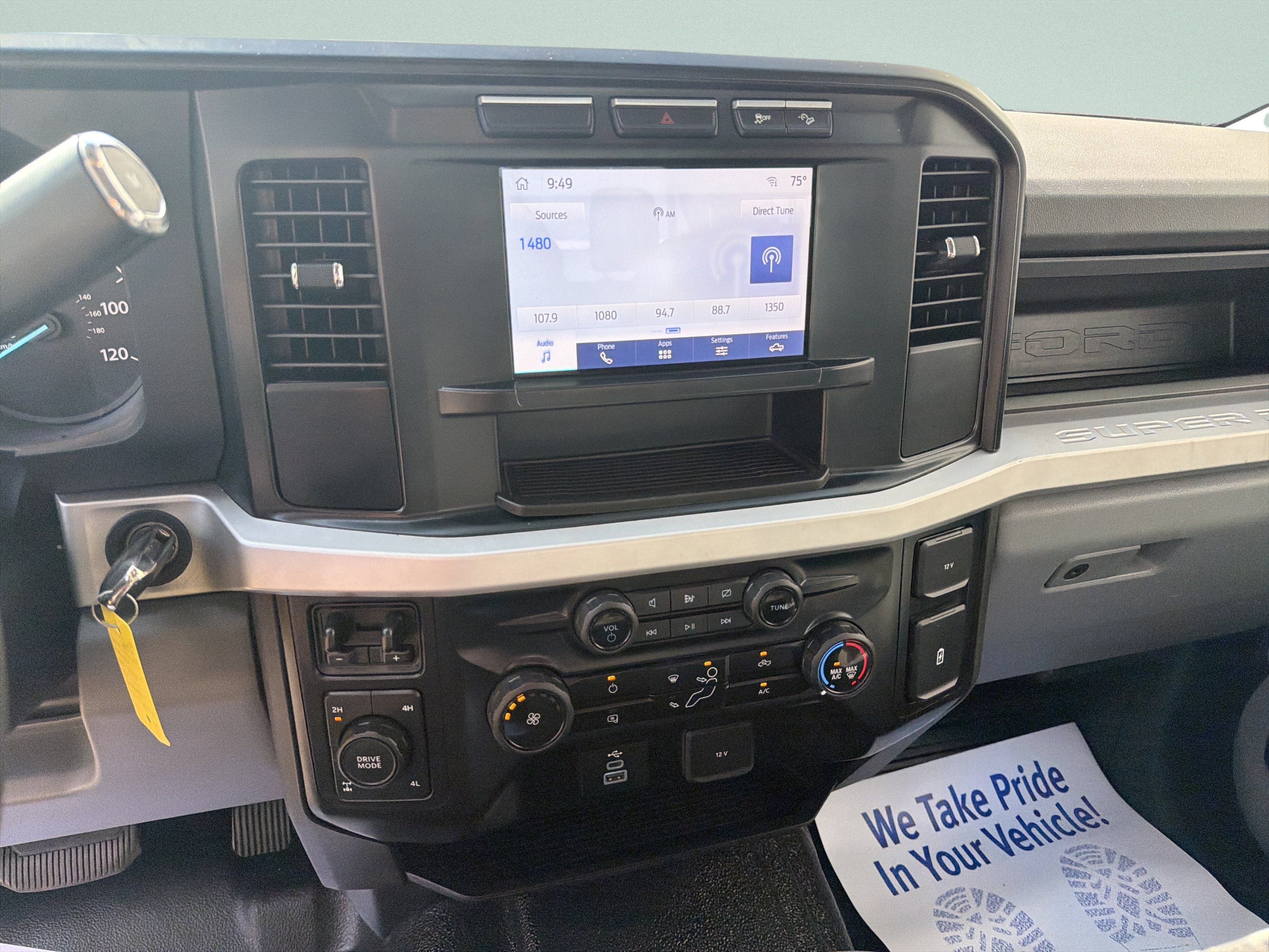 Used 2024 Ford F250 XL w/ FX4 Off-Road Package AWD/4WD image 17