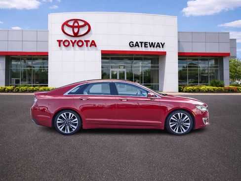 Used 2018 Lincoln MKZ Reserve w/ Technology Package AWD/4WD image 4