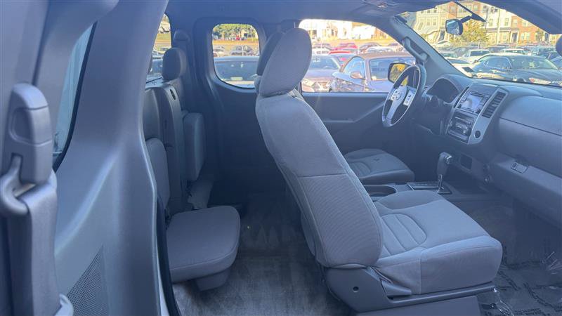 Used 2017 Nissan Frontier S RWD image 5
