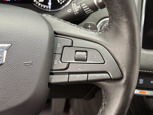 Used 2019 Cadillac XT4 Premium Luxury image 17