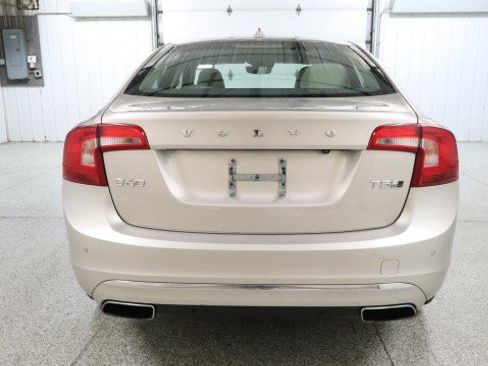 Used 2017 Volvo S60 T5 Inscription AWD/4WD image 7