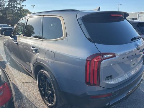 Used 2021 Kia Telluride SX w/ SX Prestige Package image 14