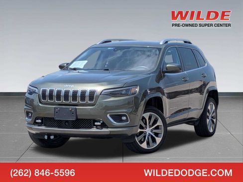 Used 2019 Jeep Cherokee Overland w/ Technology Group AWD/4WD image 1