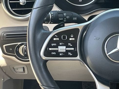 Used 2021 Mercedes-Benz GLC 300 image 22