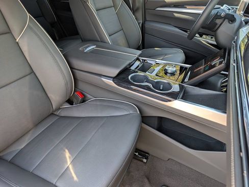 New 2026 Cadillac Escalade Sport w/ Touring Package AWD/4WD image 21