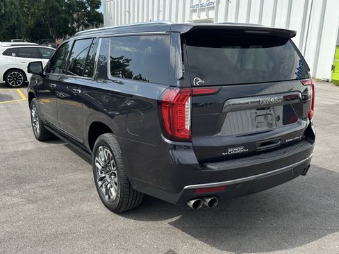 Used 2023 GMC Yukon XL Denali Ultimate AWD/4WD image 8
