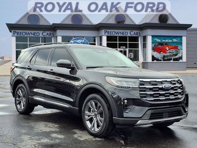 Used 2025 Ford Explorer Active w/ Active Comfort Package