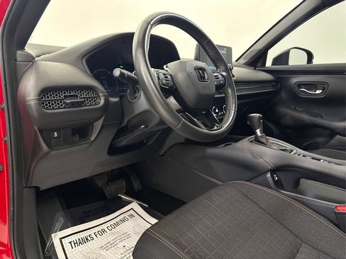 Used 2023 Honda HR-V Sport image 31