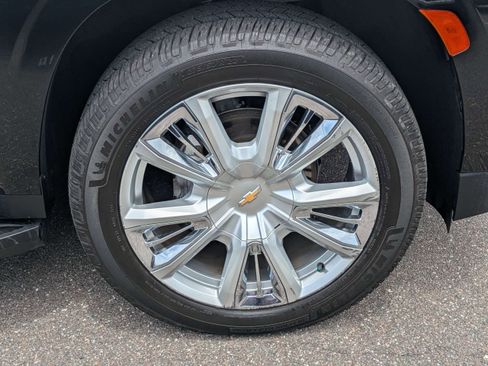 Used 2021 Chevrolet Tahoe High Country AWD/4WD image 10