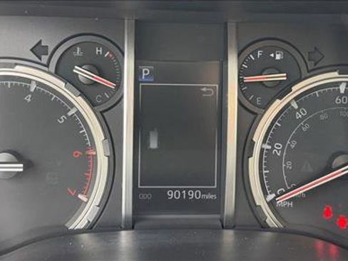 Used 2020 Toyota 4Runner Limited AWD/4WD image 13