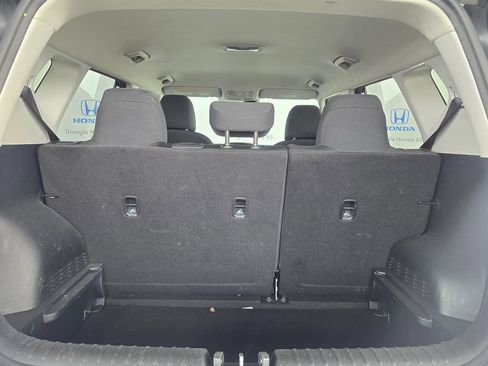Used 2025 Kia Soul LX FWD image 45