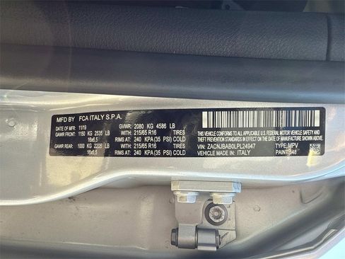 Used 2020 Jeep Renegade Sport image 32