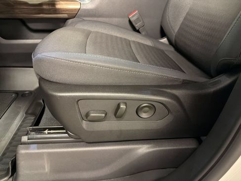 Used 2025 Chevrolet Silverado 1500 RST w/ Convenience Package II AWD/4WD image 13