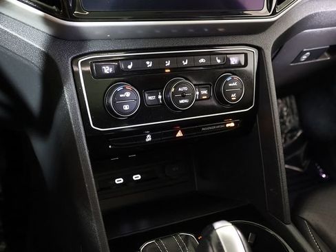 Used 2022 Volkswagen Atlas SE w/ Panoramic Sunroof Package AWD/4WD image 22