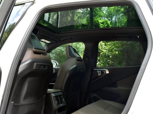 Used 2026 BMW X3 xDrive30i AWD/4WD image 15