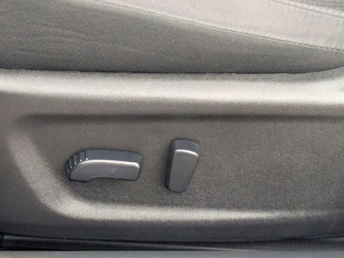 Used 2025 Nissan Altima 2.5 SV FWD image 14