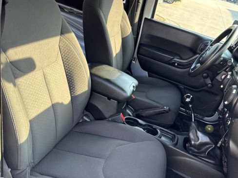 Used 2014 Jeep Wrangler Sport image 16