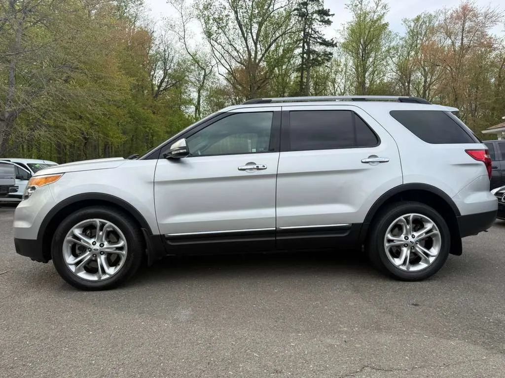 Used 2013 Ford Explorer Limited AWD/4WD image 6